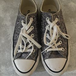 Converse Tennis Shoes 