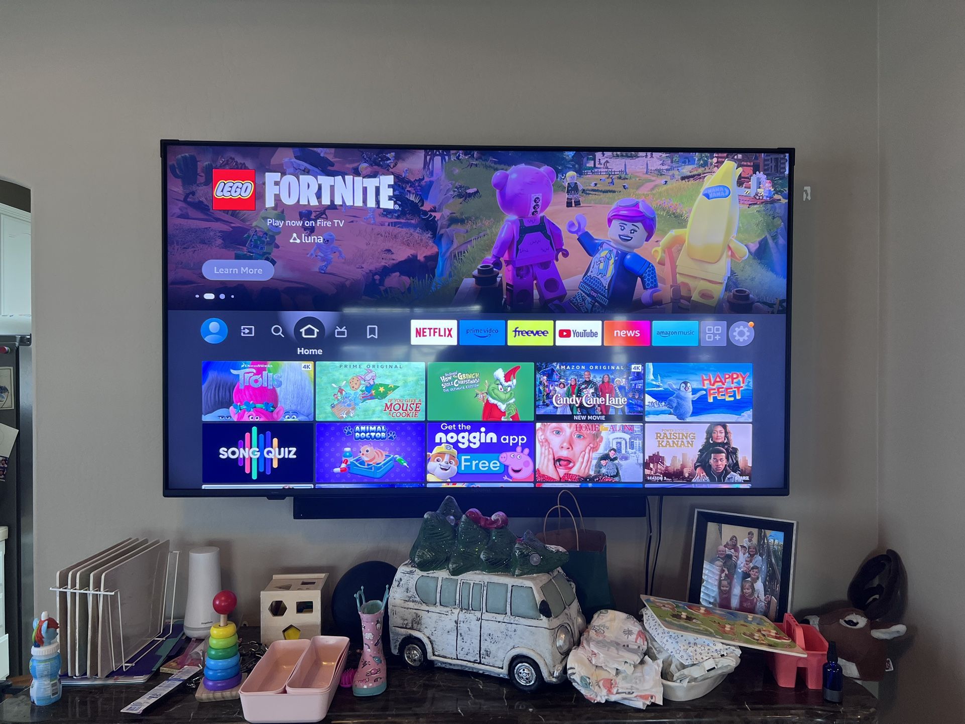 70 Inch Insignia Fire Tv With Wall Mount