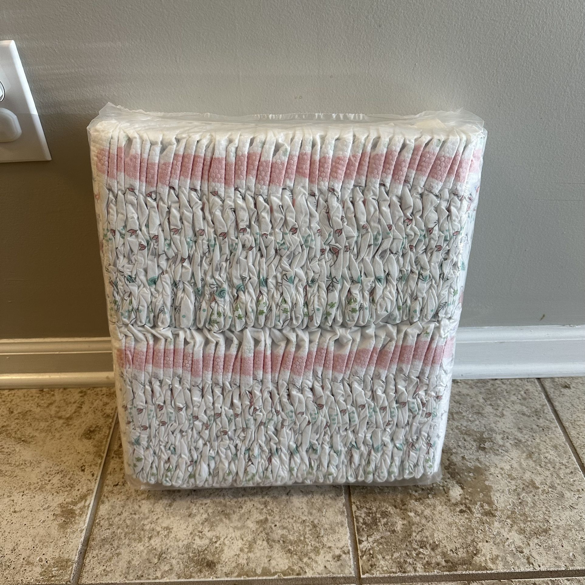 64 Kirkland Signature Diapers - Size 4 - Unopened Package