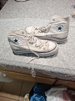W9mens 7.5 Converse