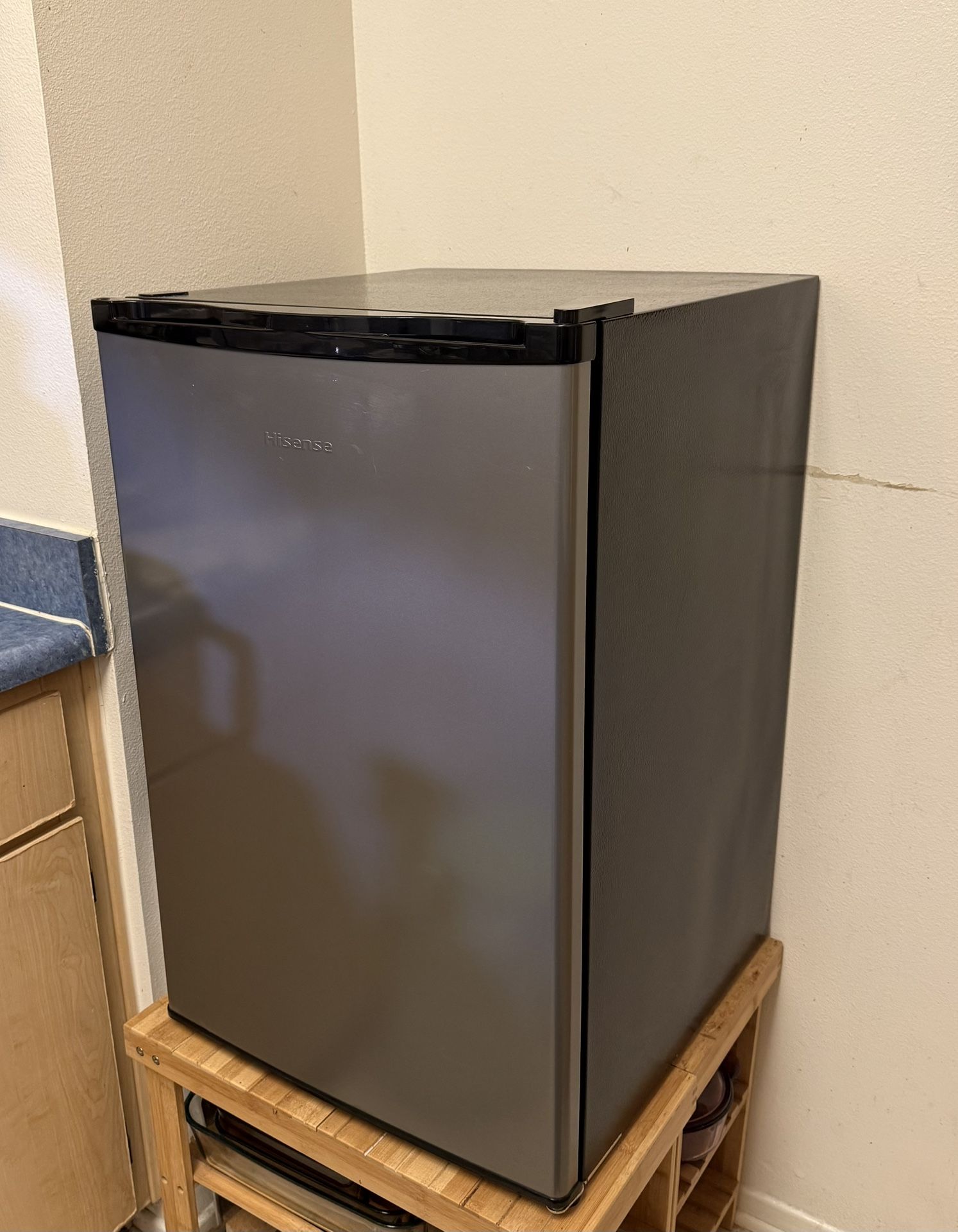 Hisense Mini Fridge 