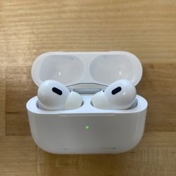 🎧 Like New AirPods Pro 2 (USB-C) – Latest Model! 