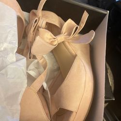Torrid Bow Wedges 