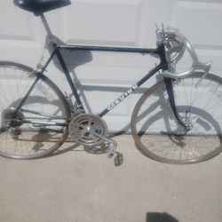Schwinn 70's 27 inch rim $300$