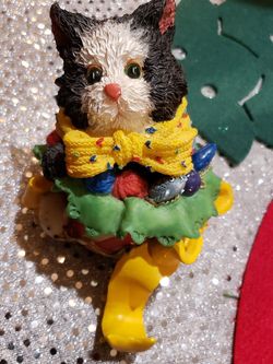 CAT CHRISTMAS STOCKING HANGER