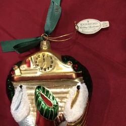 Waterford - Fireplace With Clock And Stockings