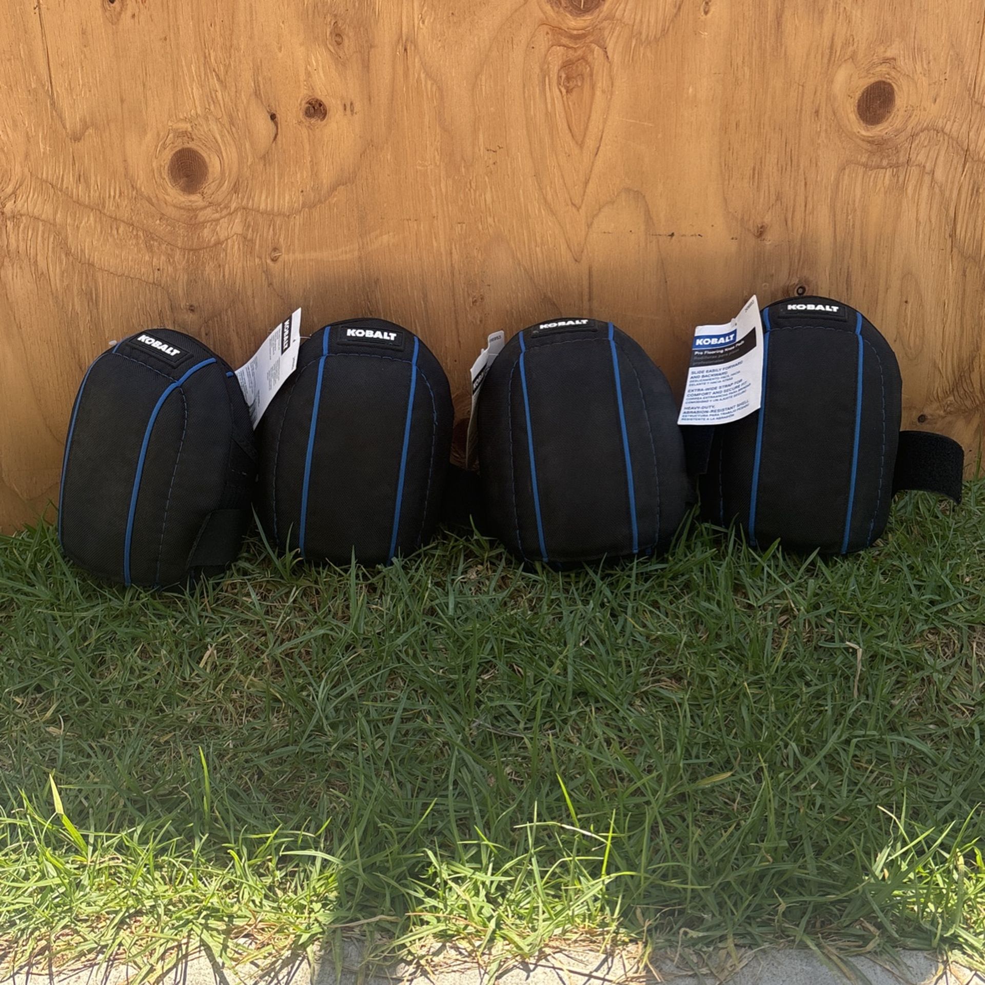 Kobalt knee pads