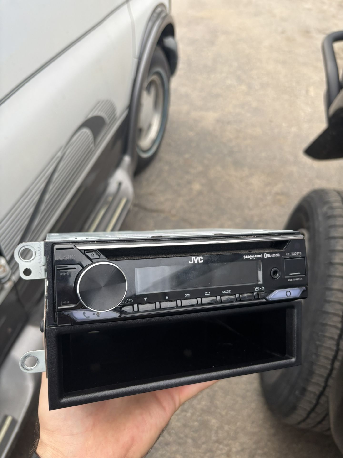 JVC Car Stereo with Pocket