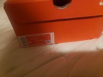 Womens Nike Size 9