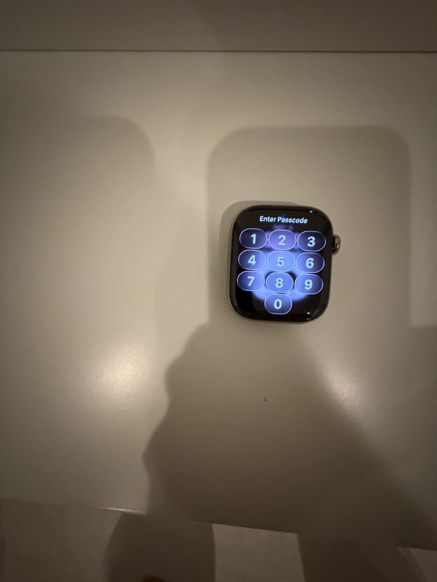 Apple Watch Series 10 Titanium 42 mm GPS and Cellular