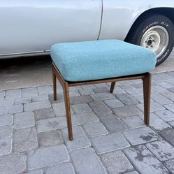 mid-century modern Ottoman