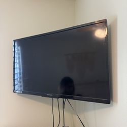 38in Magnavox Tv