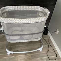 Bed Side Adjustable Bassinet 