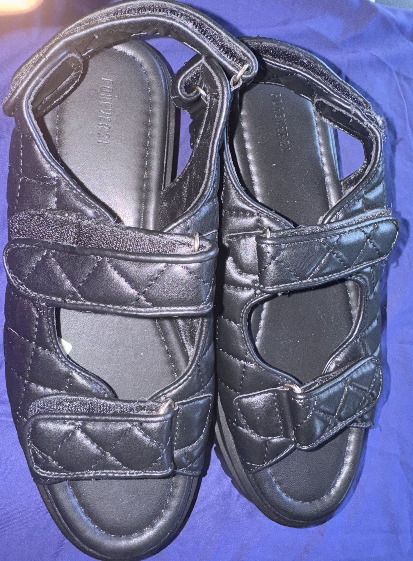 Forever 21 Women's Quilted Platform Sandals