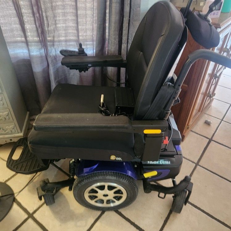Motorized Electric Power Wheel Chair Will Deliver Wheelchair
