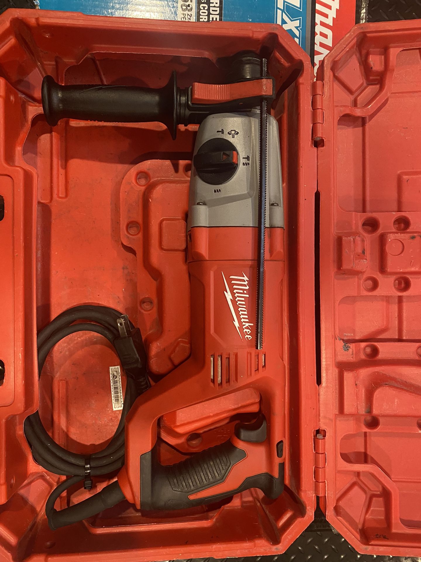 Mileaukee 526221 Rotary Hammer for Sale in Fresno, CA OfferUp