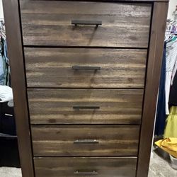5 Drawer dresser