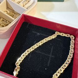 18K Saudi Gold Bracelet