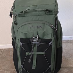 titan deep freeze cooler backpack 
