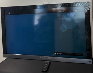 Sony KDL-46EX500 45" BRAVIA® 1080p LCD HDTV w/ Remote Control