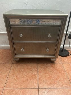 Sliver nightstand