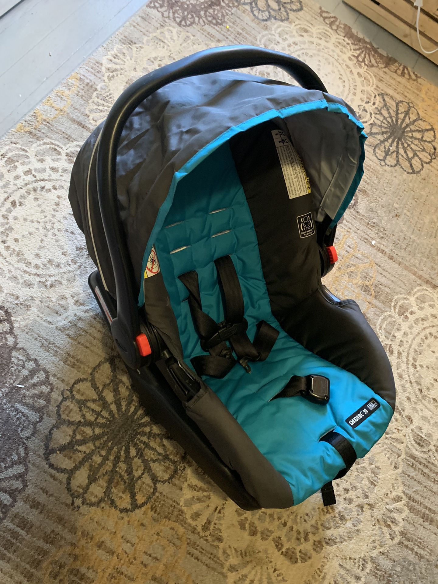 Graco Snugride 35 Lite LX with Click Connect Base