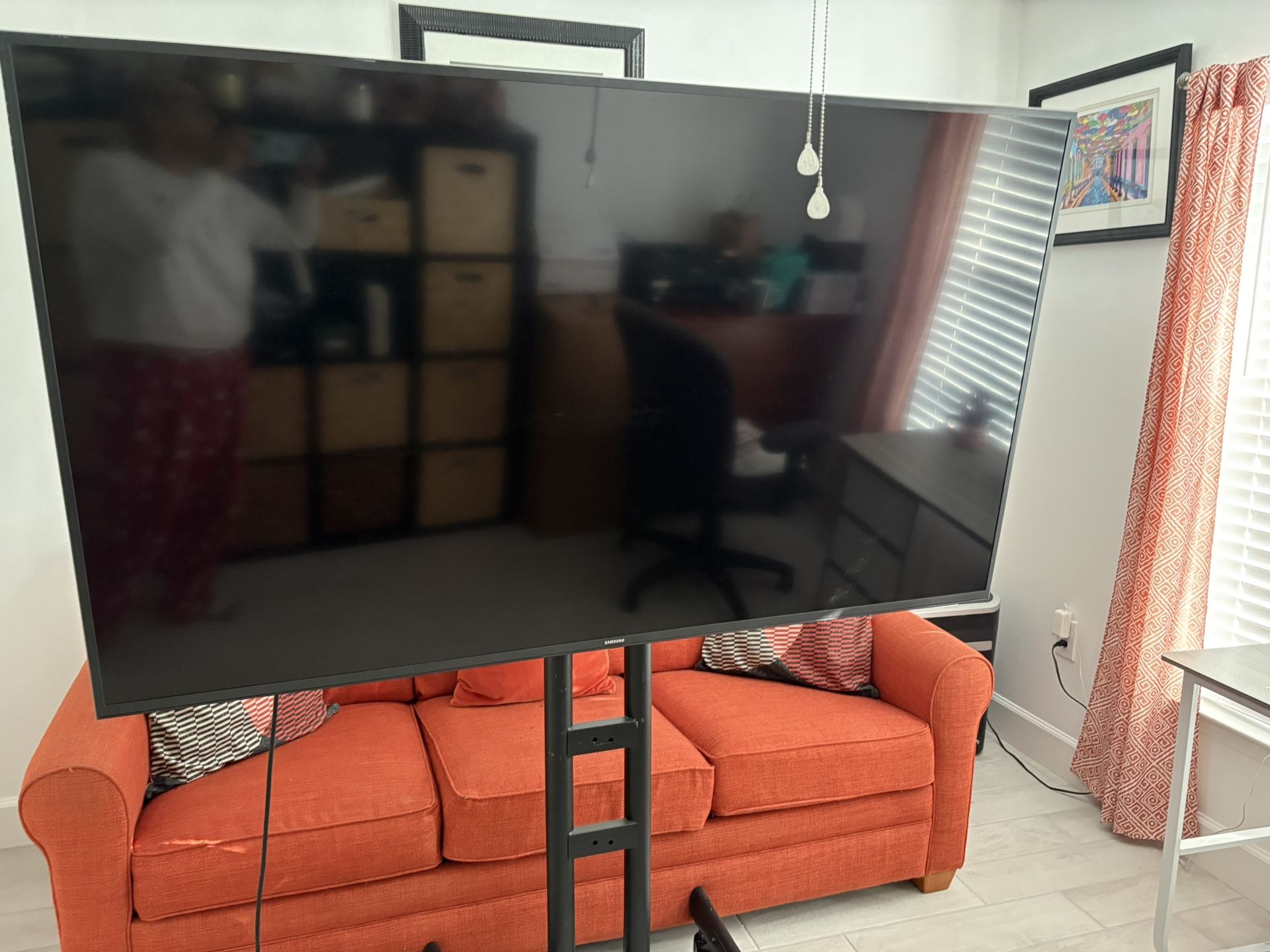 70” Samsung TV With Metal Stand