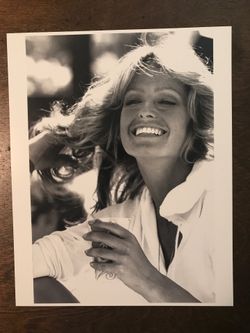 8” x 10” photo black-and-white a Farrah fawcett Vintage and rare