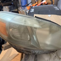 Toyota Highlander OEM Headlights and Sun Visor 2008-2012