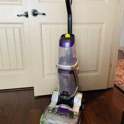 Like New Carpet Shampooer 