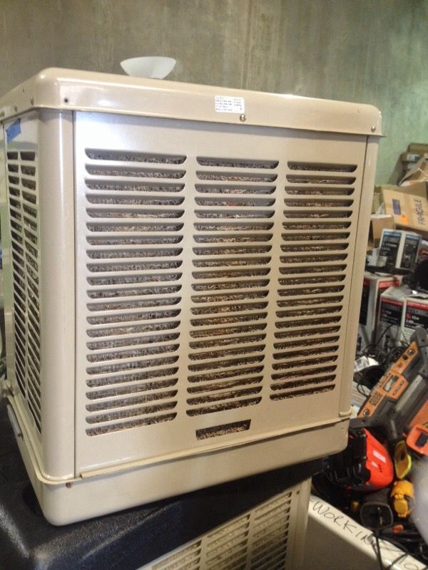 Champion swamp cooler 115 V 4 amps for Sale in Phoenix, AZ OfferUp