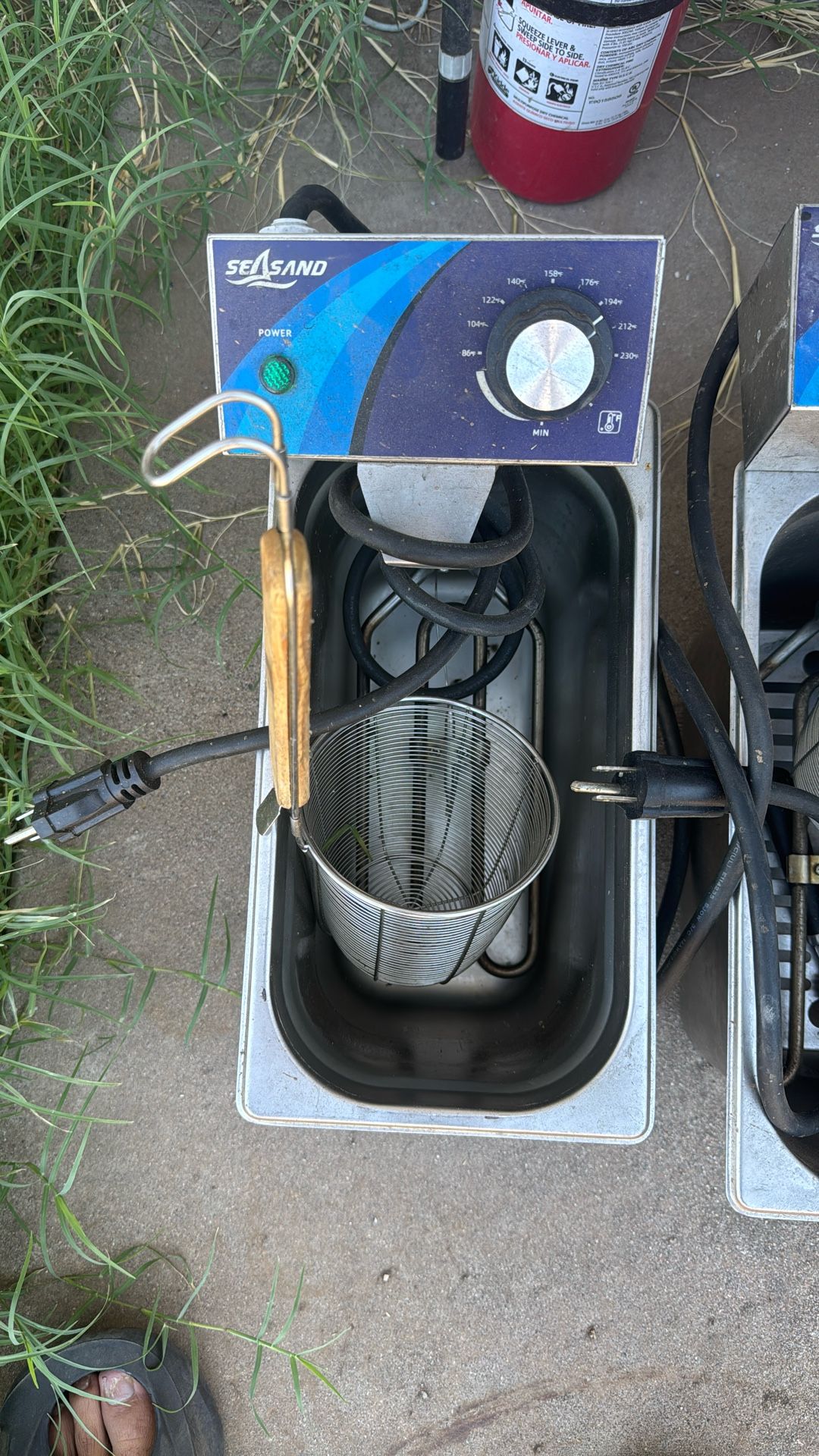 I Got These Two Fryers For A Business 200 Or Best Offer For Both Of Them
