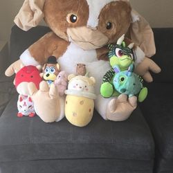 Stuffed Animals/ Teddy Bears 