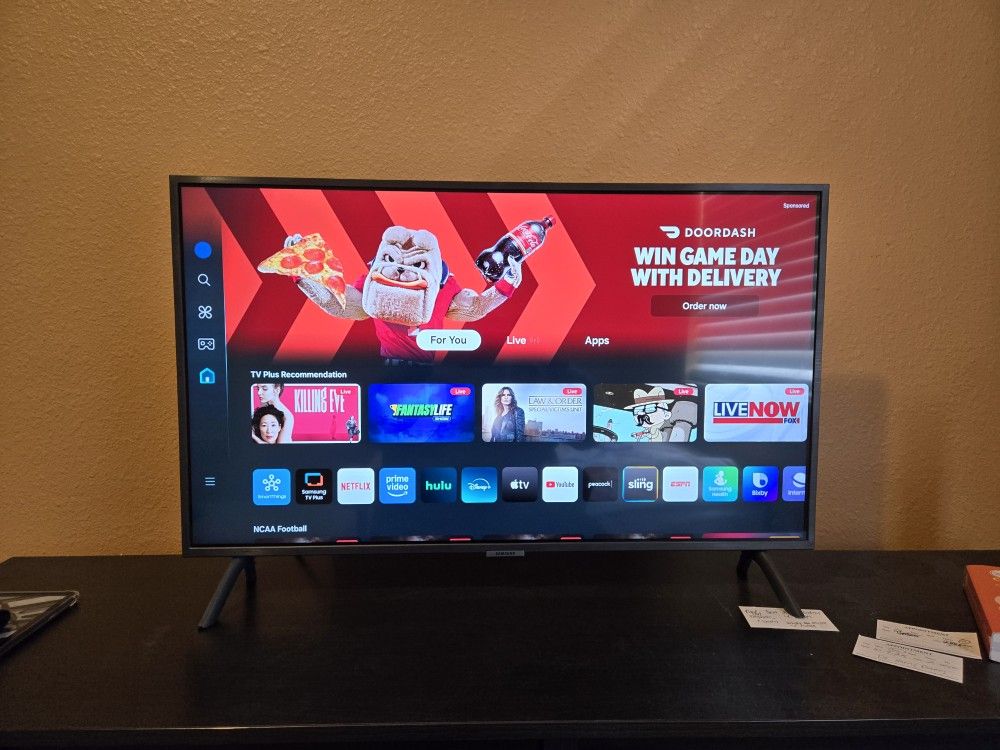 32" QLED 4K Q60C