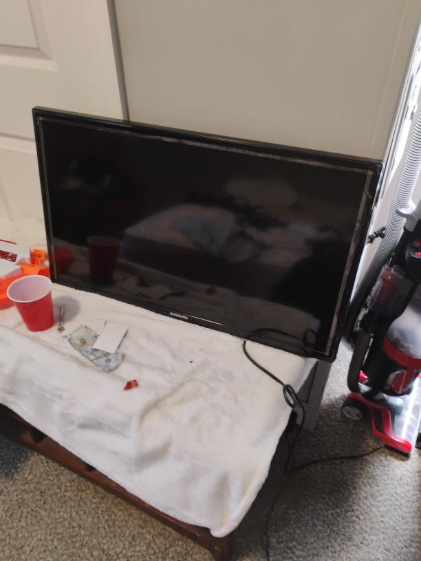 32 Inch Tv