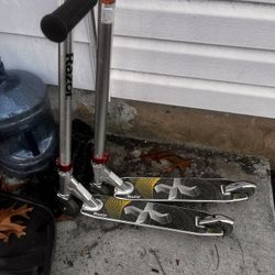 2 Razor Scooter 
