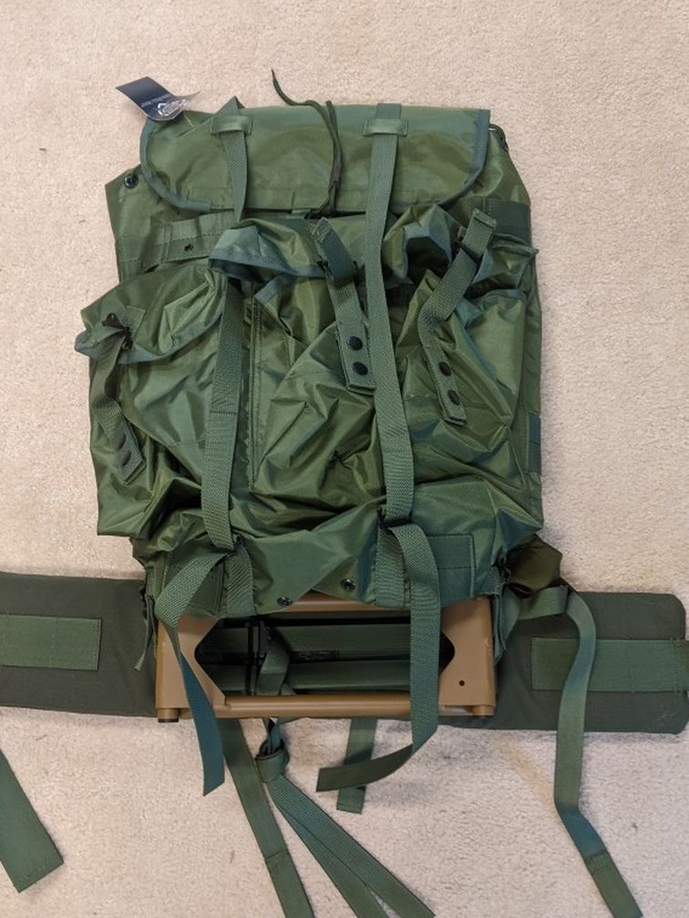 Tactical Taylor Ruck. Brand New 240$ OBO