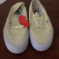 New Van Shoes Size 8 Woman 