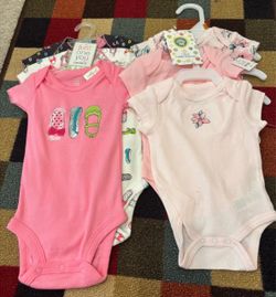 6-Piece Newborn Baby Girl Bodysuit Lot - NWT