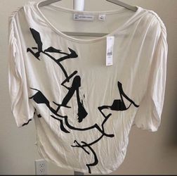 Blouse Size Small - Pickup From Northridge Area