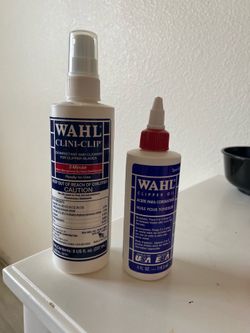 Wahl oil and disinfectant