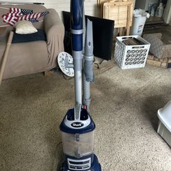 Shark Navigator Lift Away dlx