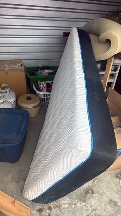 Twin size bed with frame and mattress Twin size bed with frame and mattress