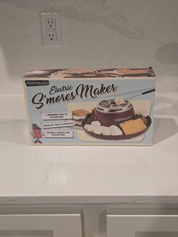 Nostalgia Smores Maker