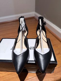 Nine West Black Pointed-Toe Flats