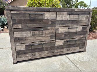 Rustic Ashley 6 Drawer Dresser Chest of Drawers Furniture Great Condition