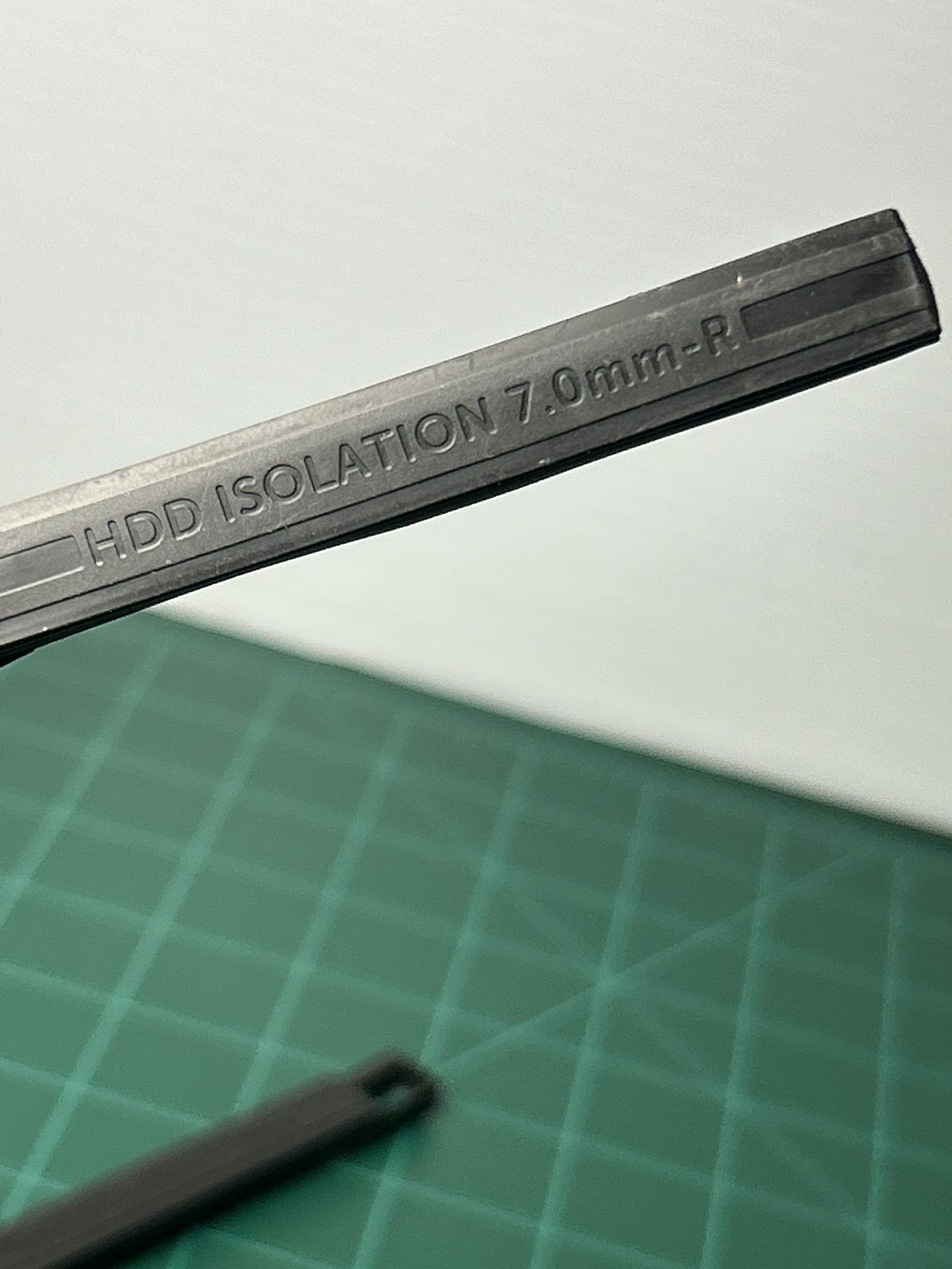 HD SSD Hard Drive Caddy Cover 7mm Isolation Rubber Rails for Dell Latitude E6440
