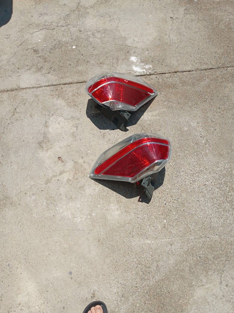 2016 Nissan Rogue Brake Lights for Sale in San Diego, CA OfferUp