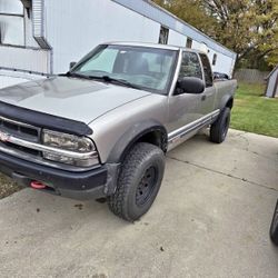 2002 Chevrolet S-10