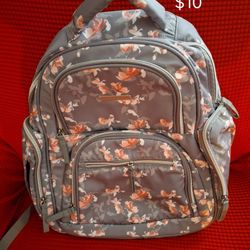 Backpacks, Tennis size 7.
Knives.price In Picture 